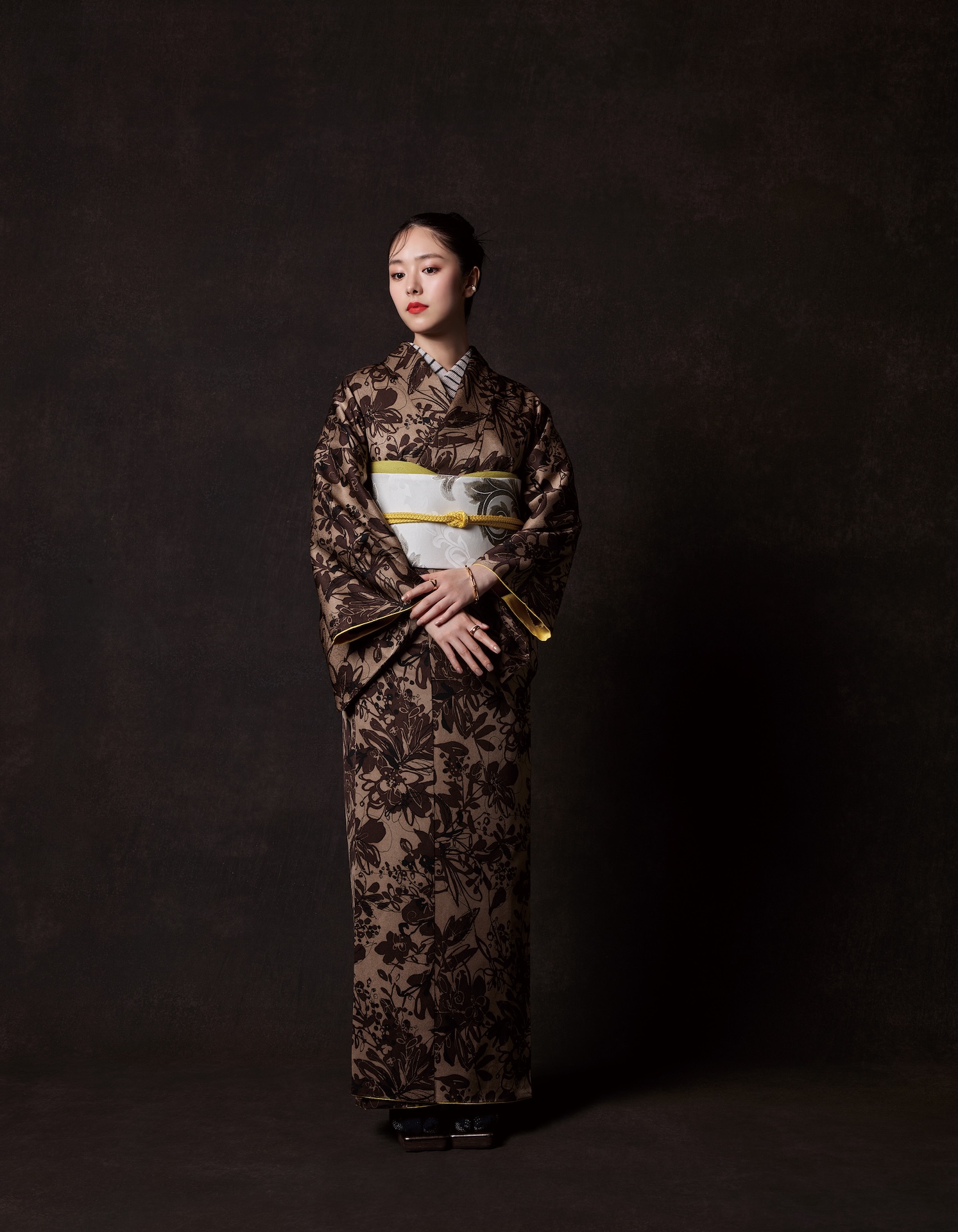 唐田 えりか 氏